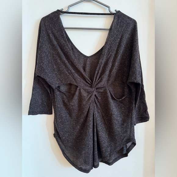 Top t-shirt Sparkle & Fade Urban Outfitters dos nu torsadé open back cover up - Picture 3 of 6